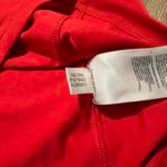 Spain 2010/2011 Away Football Jersey – Size S - Picture 6 of 6